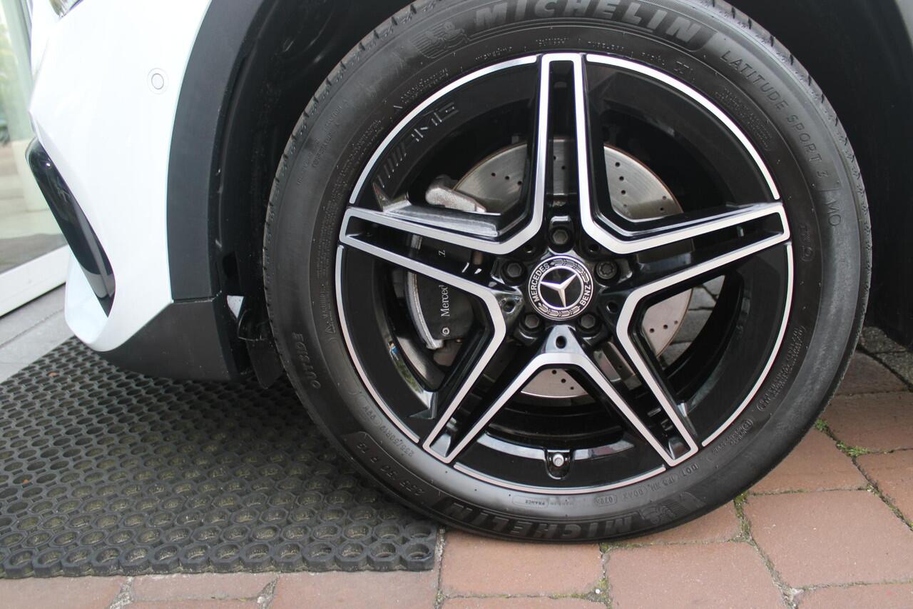 Mercedes-Benz GLA-KLASSE 250 e 218PK AUTOMAAT BUSINESS SOLUTION AMG | PANORAMISCH SCHUIF/KANTEL DAK | ELEKTRISCHE ACHTER KLEP | MULTIBEAM LED MATRIX KOPLAMPEN | STOEL VERWARMING | KEYLESS ENTRY/START | NAVIGATIE | DAB+ RADIO | APPLE CARPLAY /ANDROID AUTO | SFEER VERLICHTING | 19"