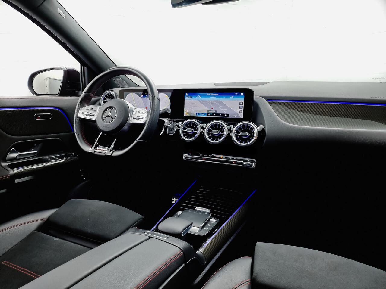 Mercedes-Benz GLA-KLASSE 250 4-Matic AMG Night Edition Aut- Panoramadak, Sfeerverlichting, Carbon Pakket, Sideskirts, Camera