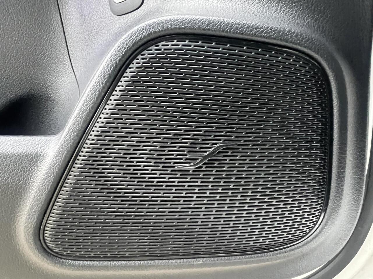 Mercedes-Benz GLA-KLASSE 200 AMG Pano Sfeer Camera