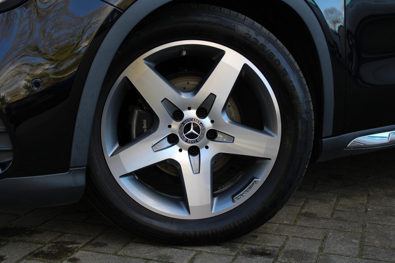 Mercedes-Benz GLA-KLASSE 180 122pk Business Solution AMG Automaat | Camera | Navigatie | Elektrische achterklep | Stoelverwarming