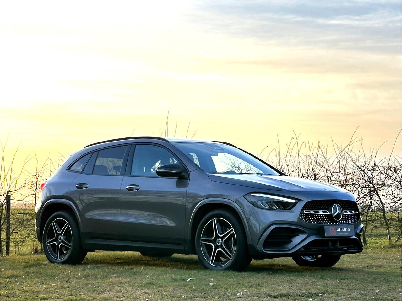 Mercedes-Benz GLA-KLASSE 200 Edition AMG Line - Night - Pano - Carbon