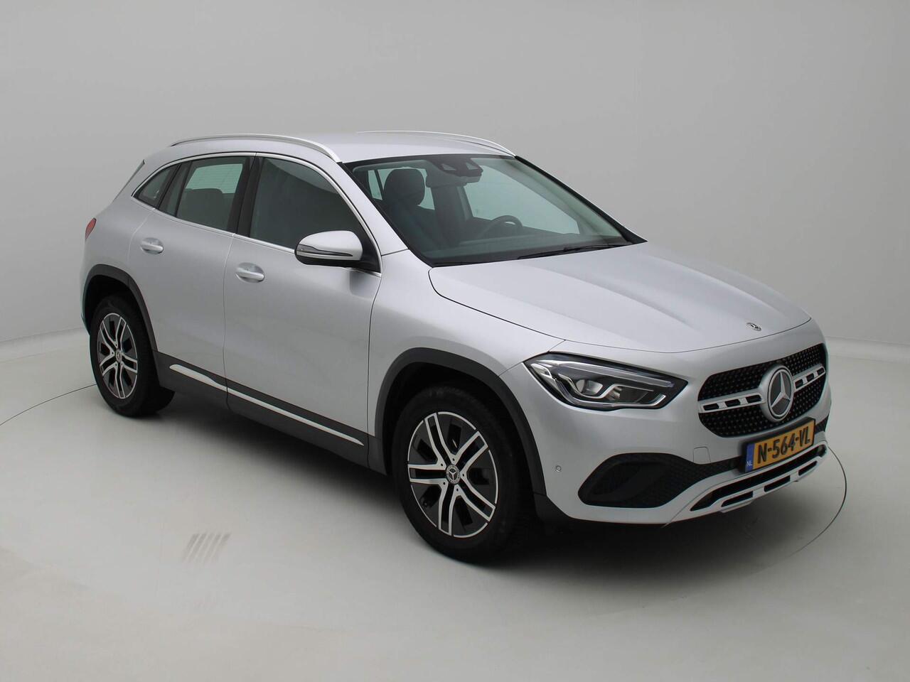 Mercedes-Benz GLA-KLASSE 200 Business Solution Luxury Aut. Nw-type Navi /Camera