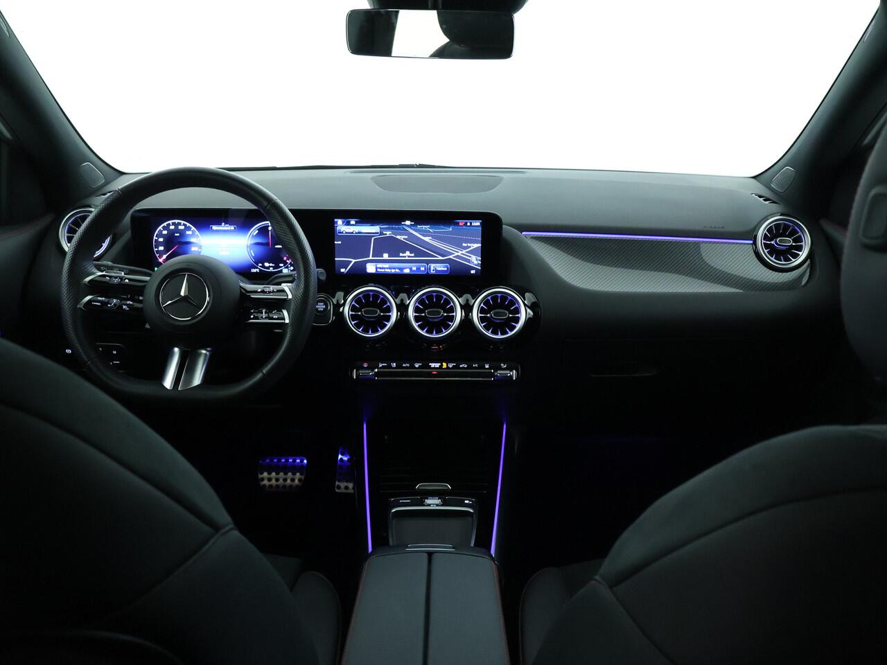 Mercedes-Benz GLA-KLASSE 250 e AMG Plug-In Hybride | AMG Line Advanced Plus | Panorama Schuif-Kanteldak | Dodehoek Assist | Stuur en Stoelverwarming | Inclusief 24 maanden Mercedes-Benz Certified garantie voor Europa.