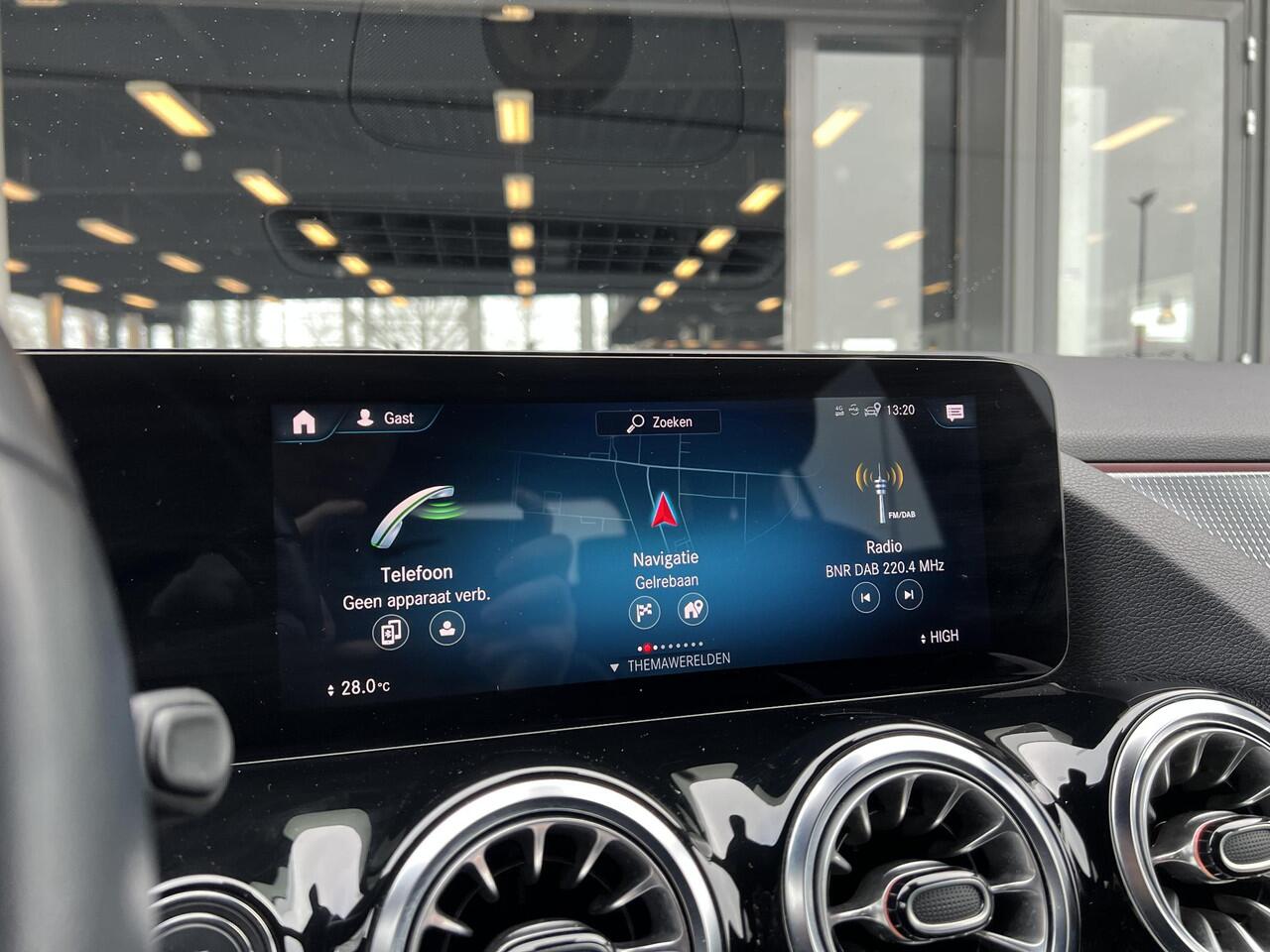 Mercedes-Benz GLA-KLASSE 250 e Business Solution Luxury Limited PHEV | BSM | Navigatie | Dealeronderhouden!