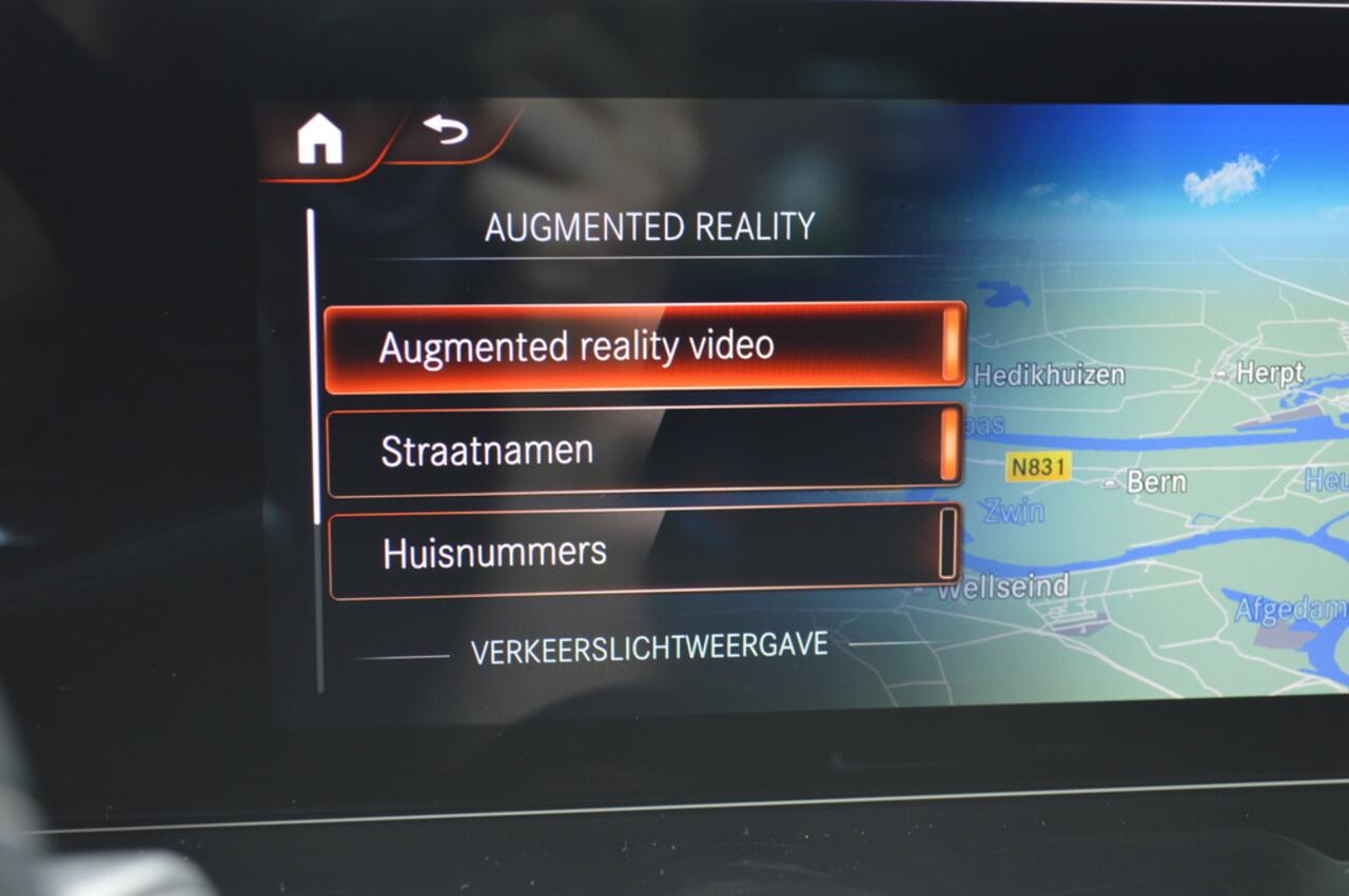 Mercedes-Benz GLA-KLASSE 200 AMG Led Widescreen Sfeer Camera Night Augmented Pdc