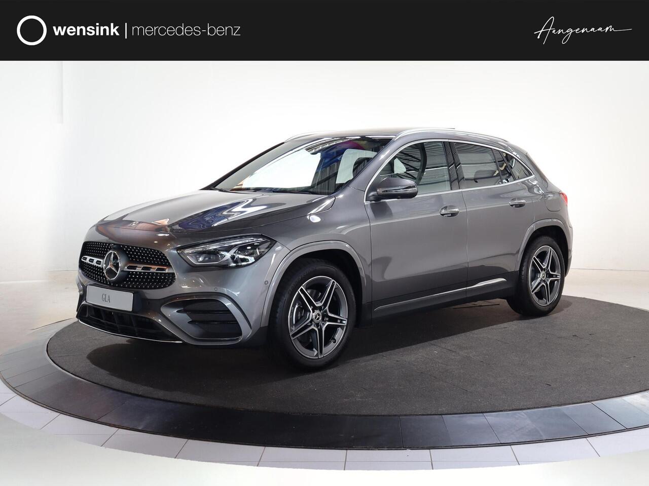 Mercedes-Benz GLA-KLASSE 180 Business Solution AMG | Panoramaschuifdak | Premium Plus | head-up display | Trekhaak