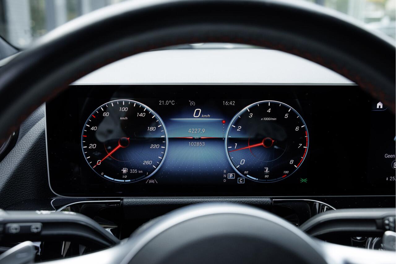 Mercedes-Benz GLA-KLASSE 200 Aut. AMG Night Edition Widescreen - High Perf. Led - Stoelverwarming