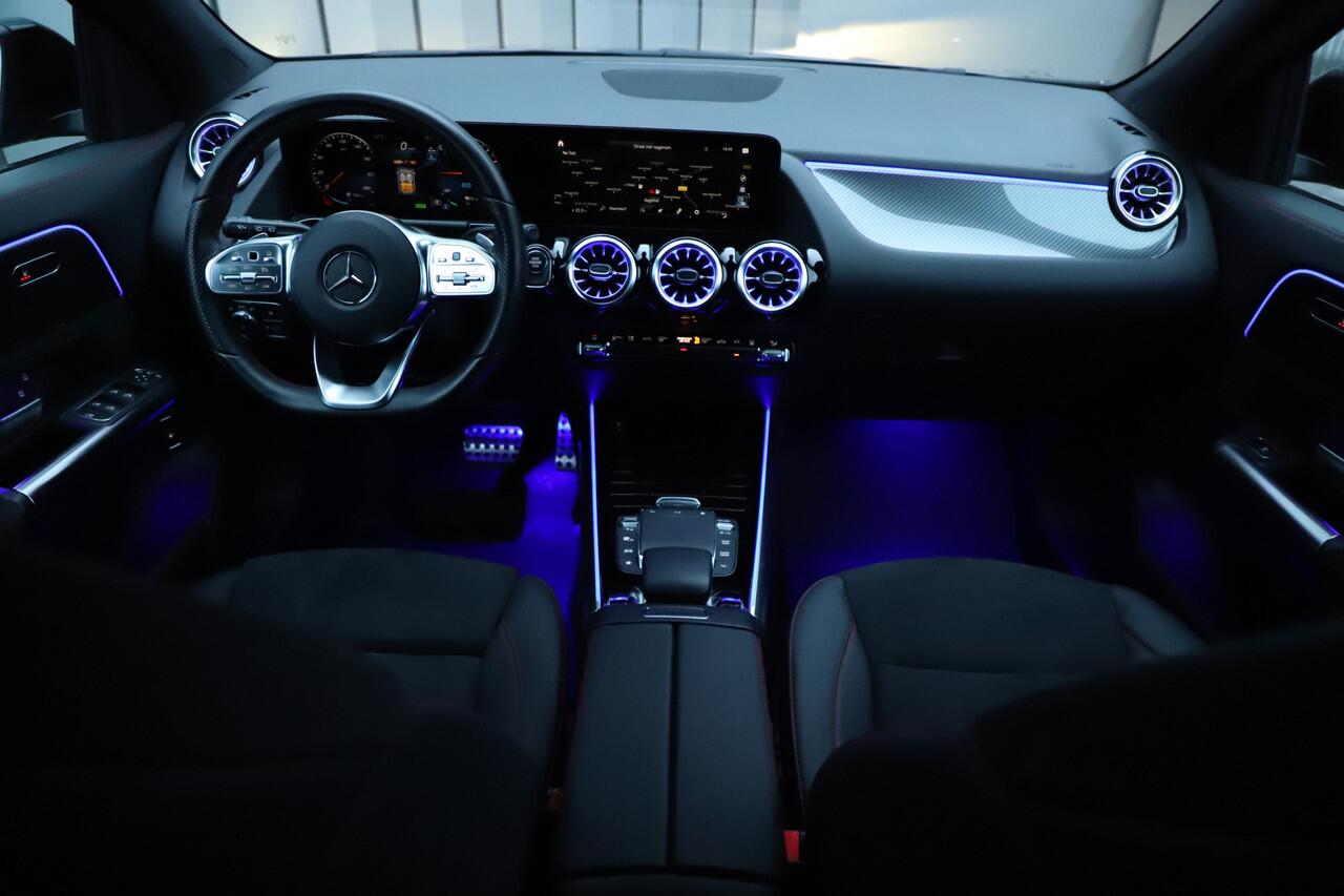 Mercedes-Benz GLA-KLASSE 250e AMG | 218PK | Sfeerverlichting | Led | Stoelverwarming | Standkachel | Widescreen | Carplay | Clima | 2022.