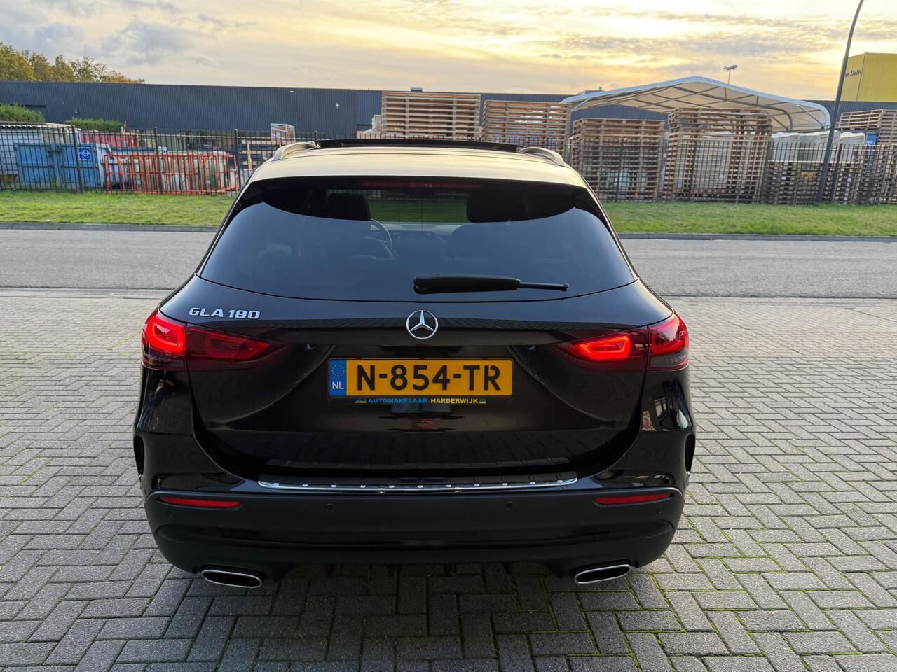 Mercedes-Benz GLA-KLASSE 180 Business Solution AMG | 1E EIGENAAR | 12MND GARANTIE | AUTOMAAT | PANO | NAVI | CRUISE | MEMORY | NL-AUT |