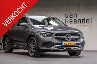 mercedes-benz-gla-klasse-250-e-luxu