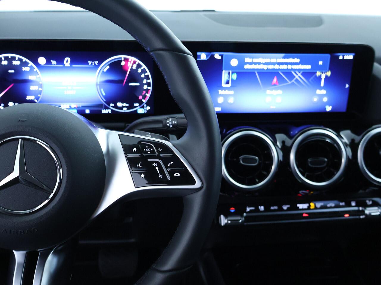 Mercedes-Benz GLA-KLASSE 250 e Plug-In Hybride Ledkoplampen | Achteruitrijcamers | 11kW Laden | Easy-Pack Achterklep. Inclusief 24 maanden MB Certified garantie voor Europa.