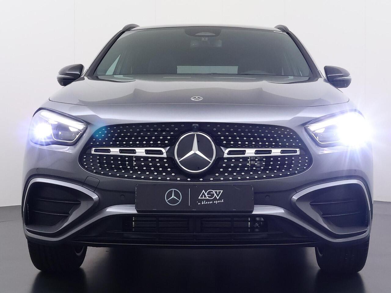 Mercedes-Benz GLA-KLASSE 250 e Business Solution AMG