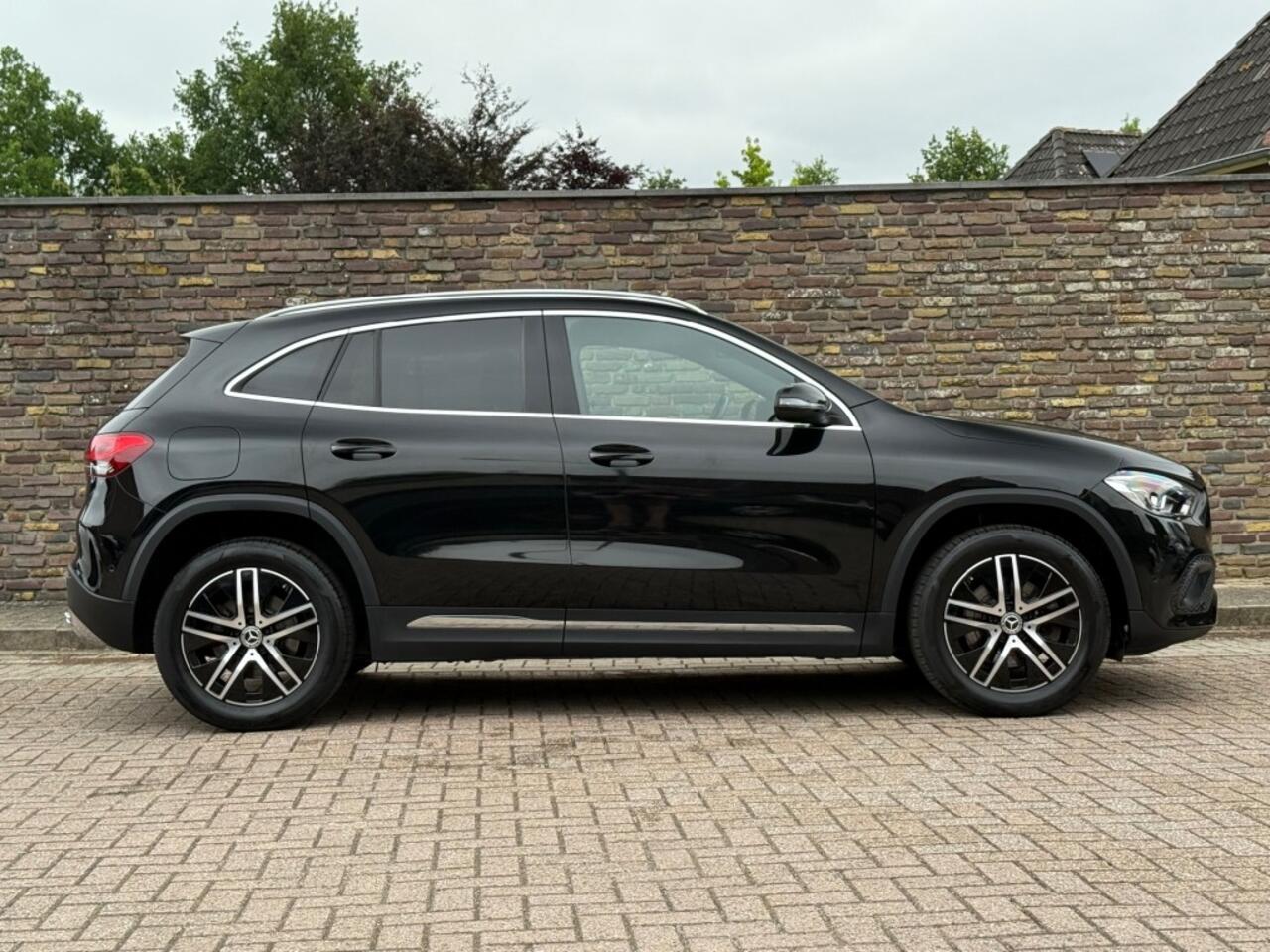 Mercedes-Benz GLA-KLASSE 250 E Plug-In Hybride Camera Navi Cruise