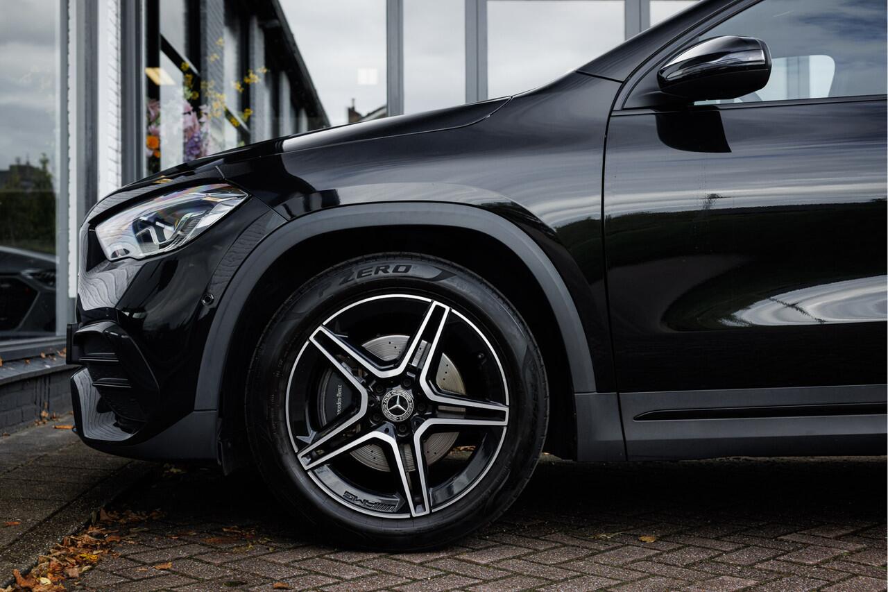 Mercedes-Benz GLA-KLASSE 200 Aut. AMG Night Edition Widescreen - High Perf. Led - Stoelverwarming