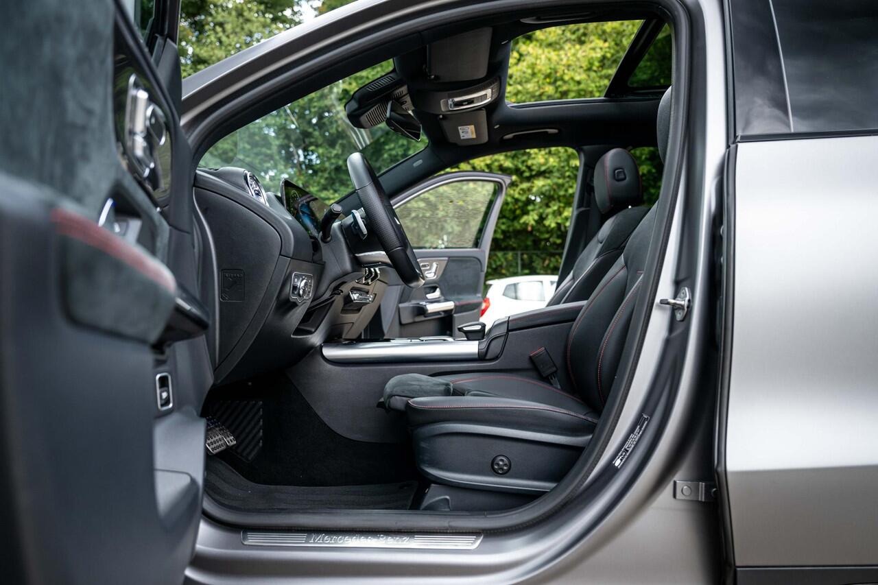 Mercedes-Benz GLA-KLASSE 250 e AMG Panorama Carbon Distronic Memory Magno