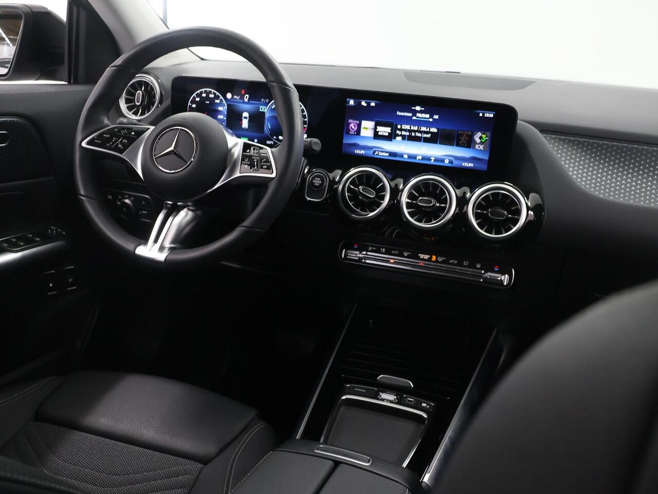 Mercedes-Benz GLA-KLASSE 250 e Luxury Line | Night pakket | Trekhaak | Winter pakket | 360 camera | Multibeam LED |