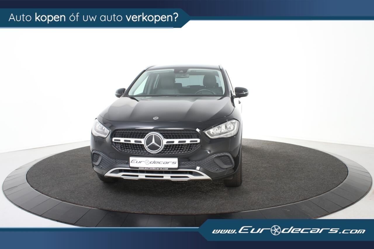 Mercedes-Benz GLA-KLASSE 180 Business Solution *1ste Eigenaar*Leer*Park assist*Navigatie*