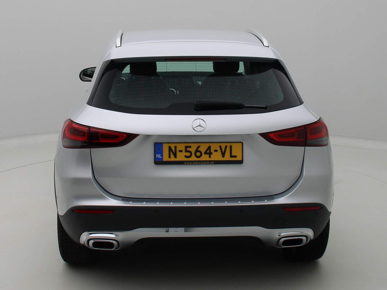 Mercedes-Benz GLA-KLASSE 200 Business Solution Luxury Aut. Nw-type Navi /Camera