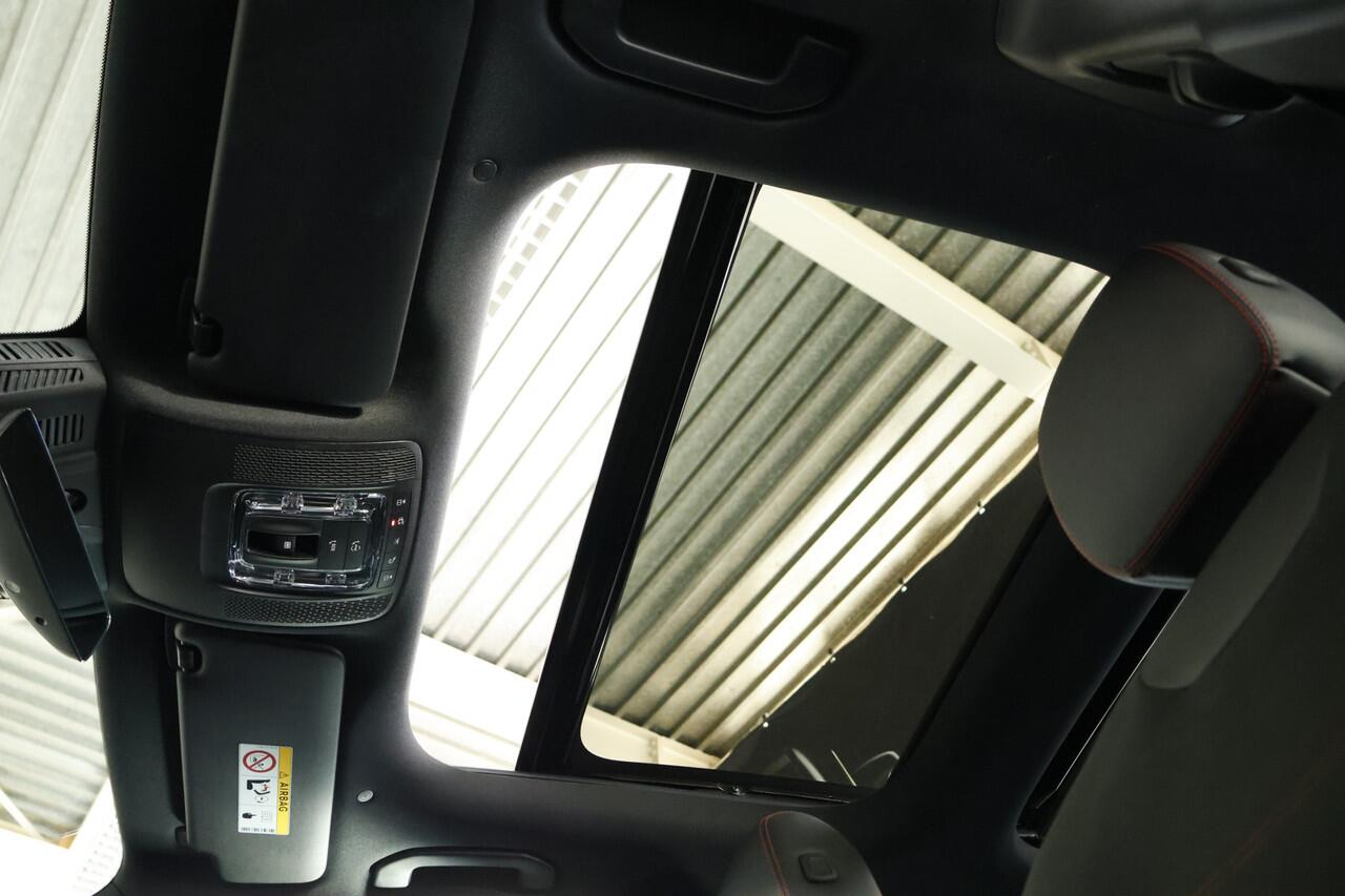 Mercedes-Benz GLA-KLASSE AMG 35 4MATIC / Pano / Navi / Adaptive cruise / Memory / Burmester