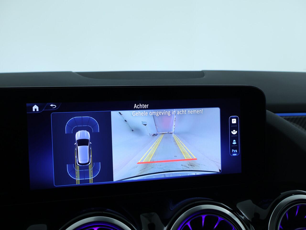 Mercedes-Benz GLA-KLASSE 250 e AMG Plug-In Hybride | AMG Line Advanced Plus | Panorama Schuif-Kanteldak | Dodehoek Assist | Stuur en Stoelverwarming | Inclusief 24 maanden Mercedes-Benz Certified garantie voor Europa.