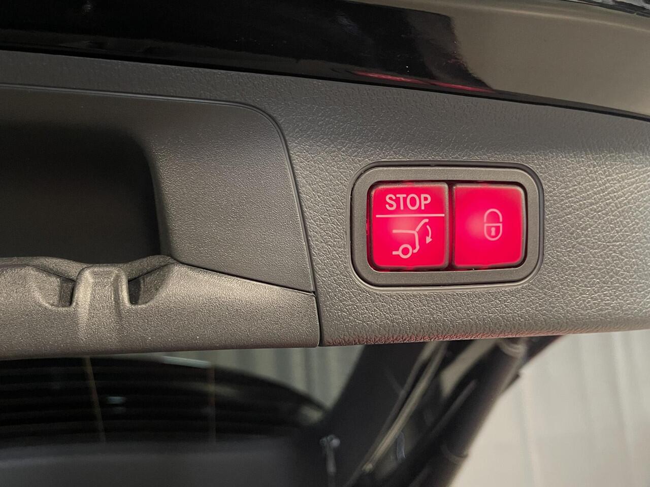 Mercedes-Benz GLA-KLASSE 250 e AMG Line 20"/Trekhaak/Leder/Burmester/Adaptieve cruise/Sfeerverlichting/Stoelverwarming/Camera/Elektrische klep