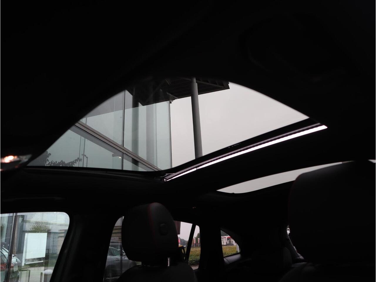 Mercedes-Benz GLA-KLASSE 200 Business Solution AMG