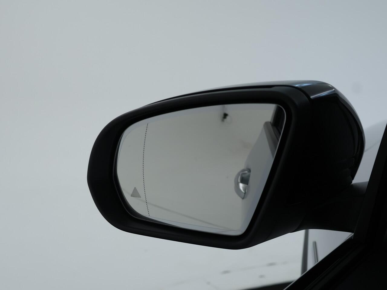 Mercedes-Benz GLA-KLASSE 250 e AMG Plug-In Hybride | Distronic | Keyless Go | Sfeerverlichting | Sound System | Parkeerpakket met Camera | Inclusief 24 maanden Mercedes-Benz Certified garantie voor Europa.