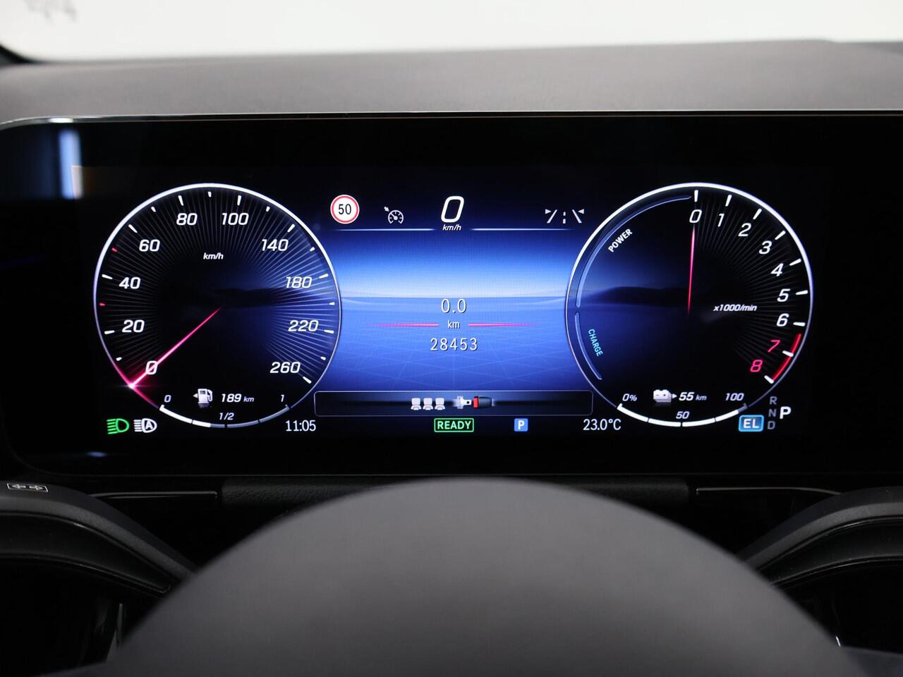 Mercedes-Benz GLA-KLASSE 250 e AMG Night | Keyless Go | Sfeerverlichting | Winter pakket | Special Edition | Easy Pack achterklep