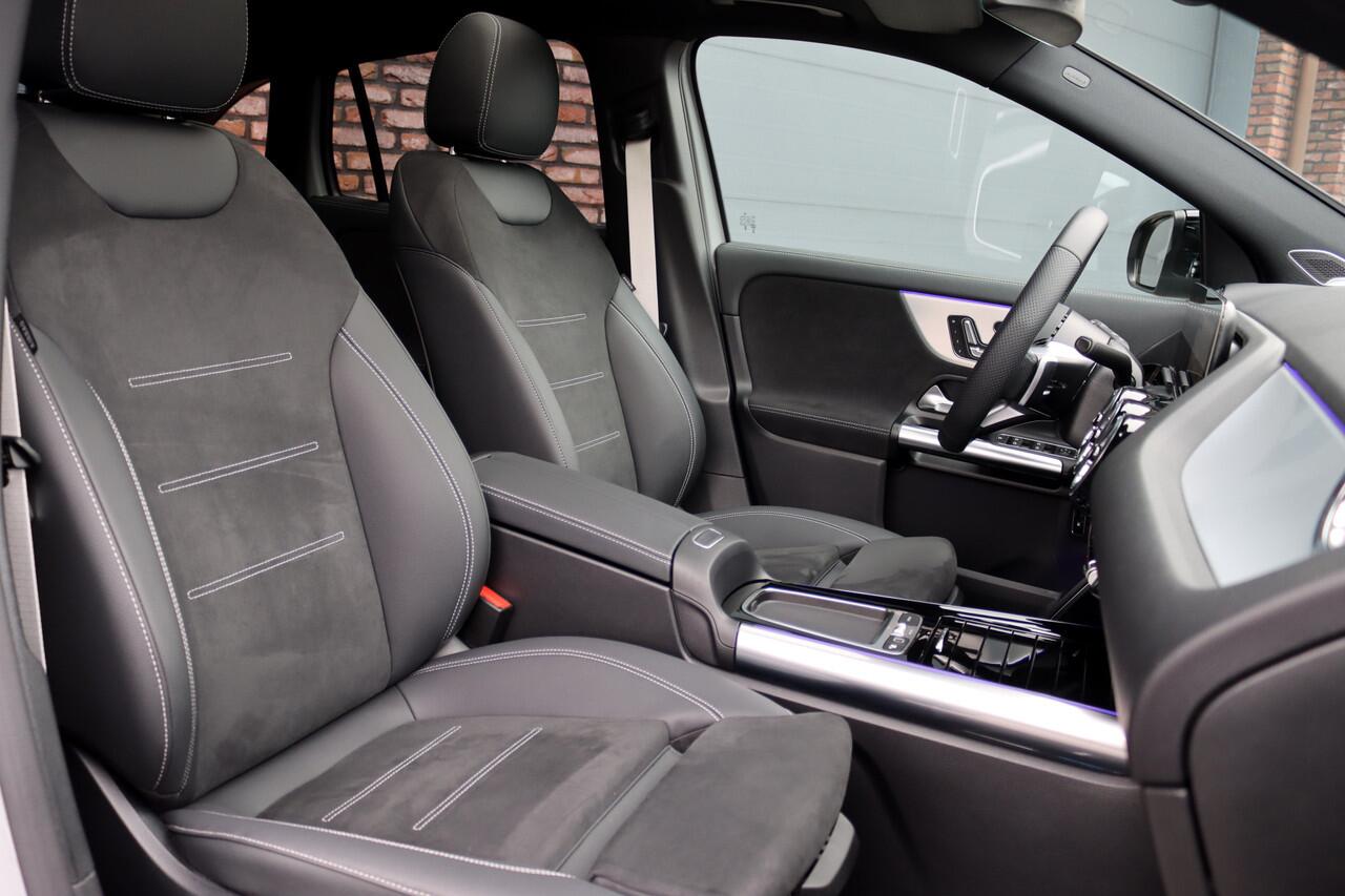 Mercedes-Benz GLA-KLASSE 250 e AMG Line | Panoramadak | Burmester | Distronic | Memory | Trekhaak | Keyless Go | Camera | Sfeerverlichting | Dodehoekassistent |