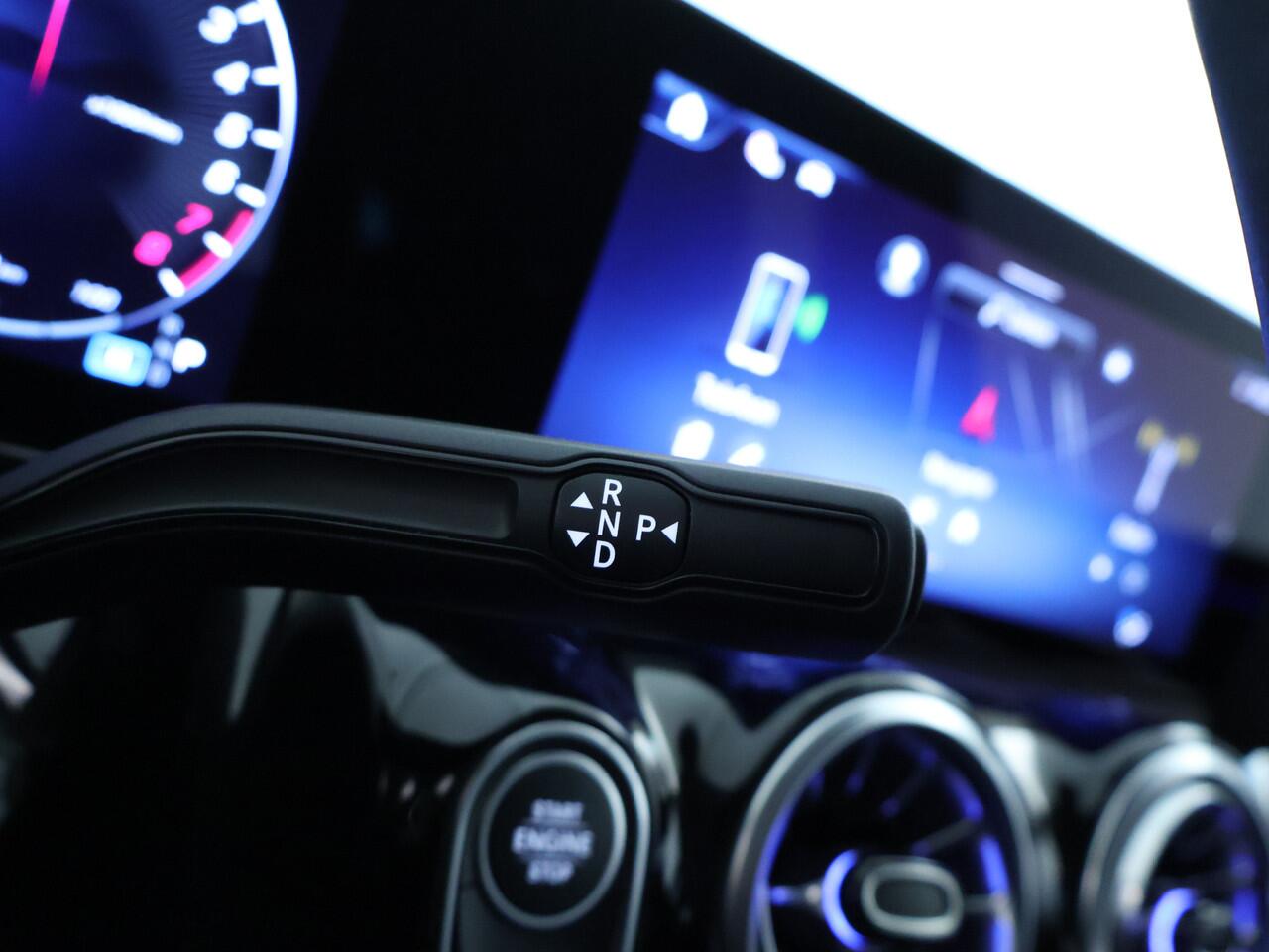 Mercedes-Benz GLA-KLASSE 250 e Plug-In Hybride Edition Progressive Line | 360°-Camera | Distronic | Dodehoek Assist | Ledkoplampen | Keyless-GO. Inclusief 24 maanden MB Certified garantie voor Europa.