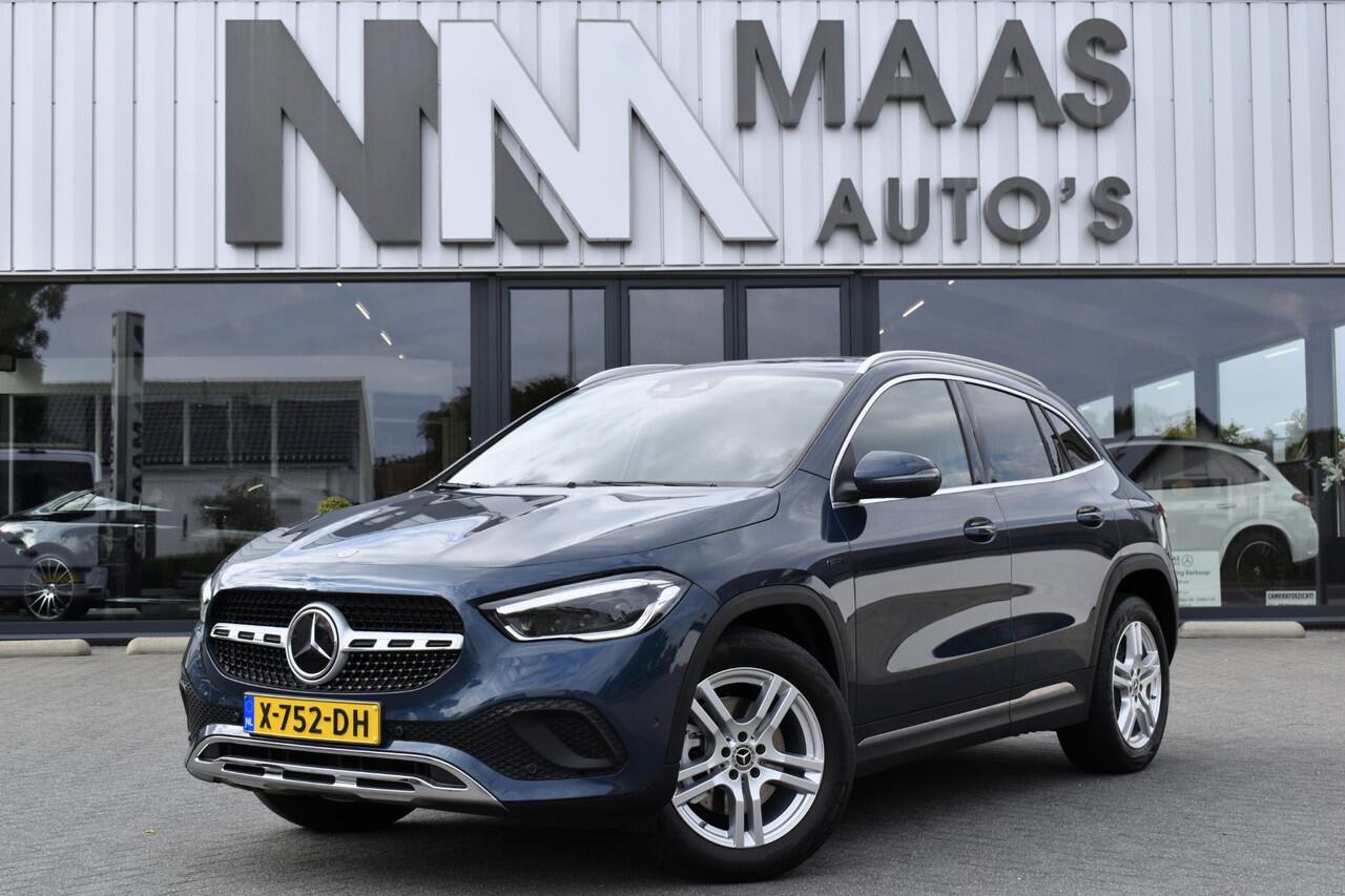 Mercedes-Benz GLA-KLASSE 250 e Progressive Distronic Carplay