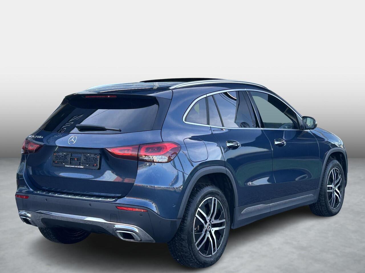 Mercedes-Benz GLA-KLASSE 250 e Luxury | Rijassistentie+ | Panoramadak