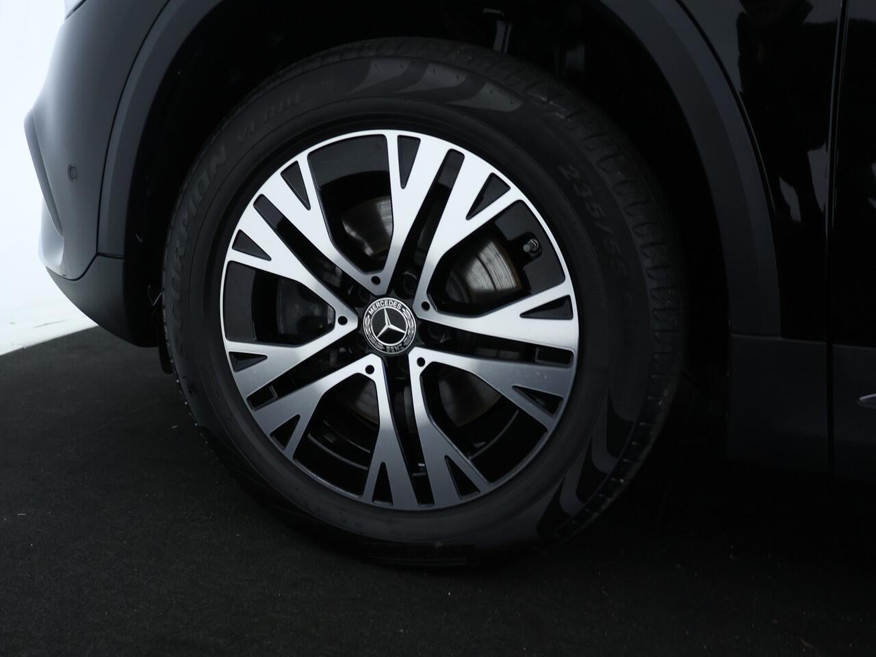 Mercedes-Benz GLA-KLASSE 250 e Plug-In Hybride Edition Progressive Line | 360°-Camera | Distronic | Dodehoek Assist | Ledkoplampen | Keyless-GO. Inclusief 24 maanden MB Certified garantie voor Europa.