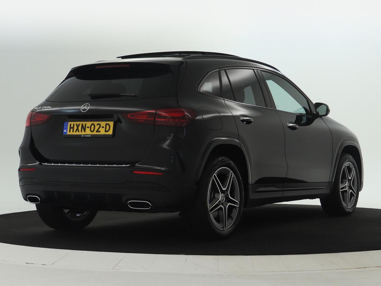 Mercedes-Benz GLA-KLASSE 250 e AMG Plug-In Hybride Panoramadak | Navigatie | MBUX wide screen | Parking support | Inclusief 24 maanden Mercedes-Benz Certified garantie voor Europa.