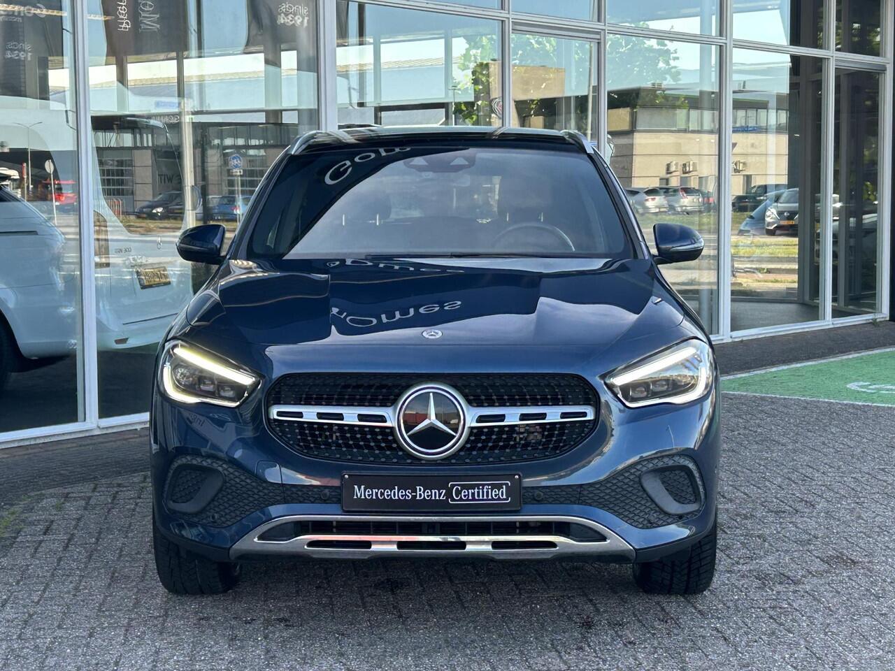 Mercedes-Benz GLA-KLASSE 250 e Luxury | Rijassistentie+ | Panoramadak