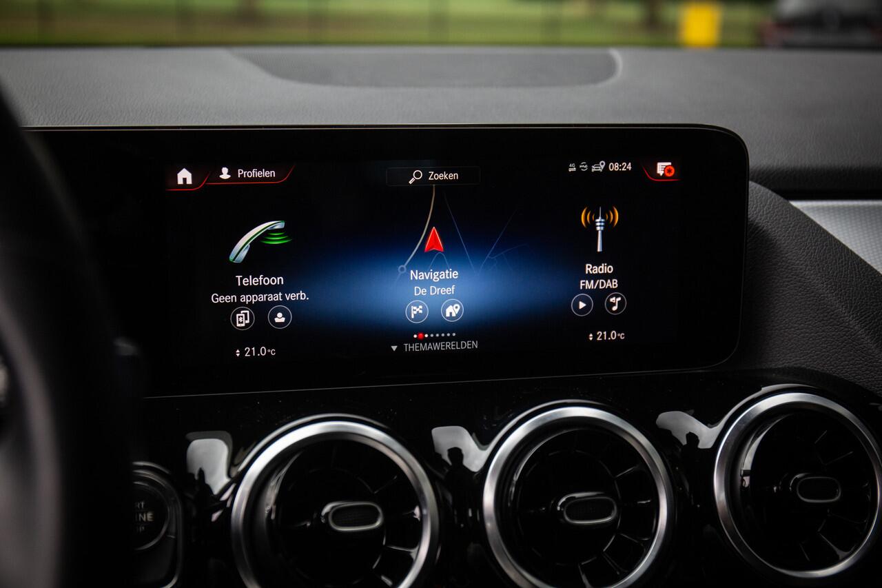 Mercedes-Benz GLA-KLASSE 250 e Business Solution AMG Limited , Trekhaak, Camera, Voorstoelen verwarmd, Cruise control