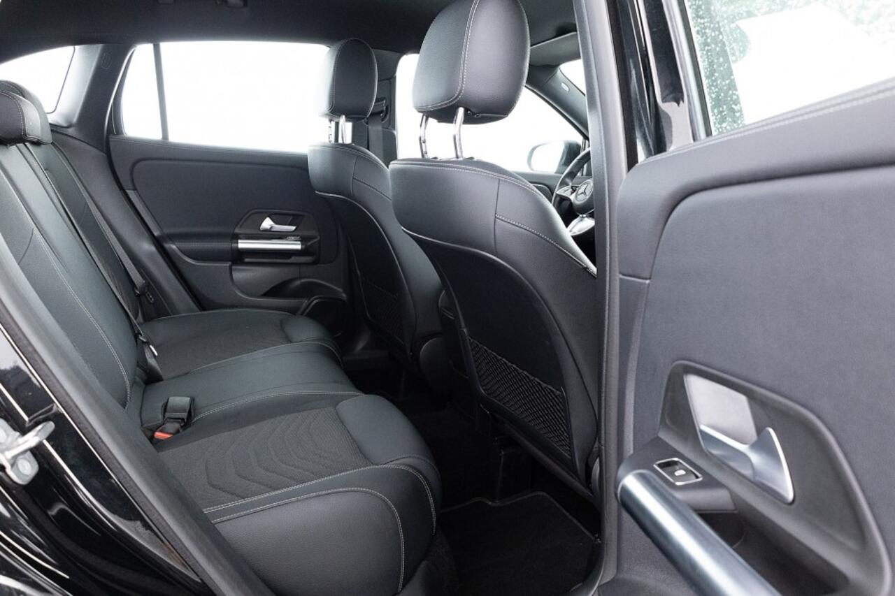 Mercedes-Benz GLA-KLASSE 250 e Business Line | NAVI | CAMERA | ECC | Half LEDER | PHEV