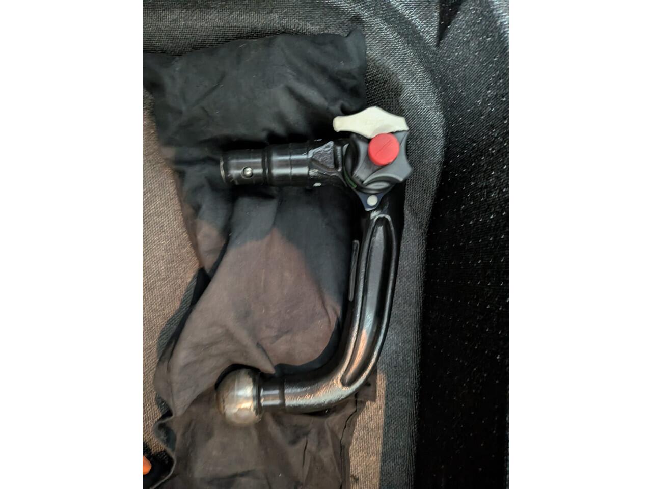 Mercedes-Benz GLA-KLASSE 180 Business Solution AMG nieuwstaat