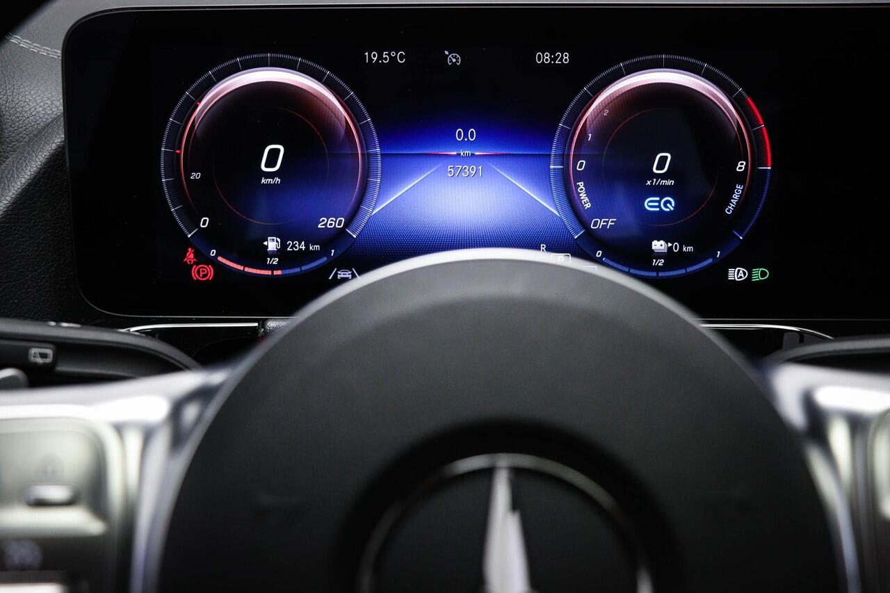 Mercedes-Benz GLA-KLASSE 250 e AMG Line | PANORAMADAK | PREMIUM PLUS | DAB | APPLE | 360 CAMERA