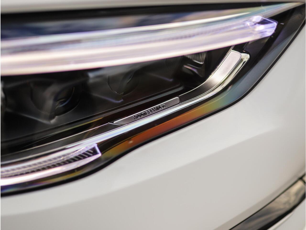 Mercedes-Benz GLA-KLASSE AMG 35 4MATIC | Trekhaak | Camera | Pano | Sfeerverlichting | Stoelverw.