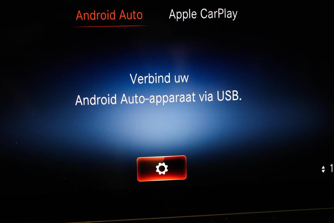 Mercedes-Benz GLA-KLASSE 250 e AMG Line | PANORAMADAK | PREMIUM PLUS | DAB | APPLE | 360 CAMERA