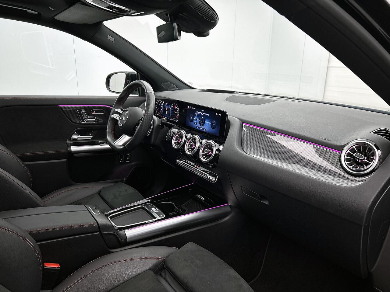 Mercedes-Benz GLA-KLASSE 250 e AMG Plug-in hybride AMG Line Premium Plus | Panorama Schuif-Kanteldak | Head-up-Display | Memory Voorstoelen | 360°-Camera. Inclusief 24 maanden MB Certified garantie voor Europa.