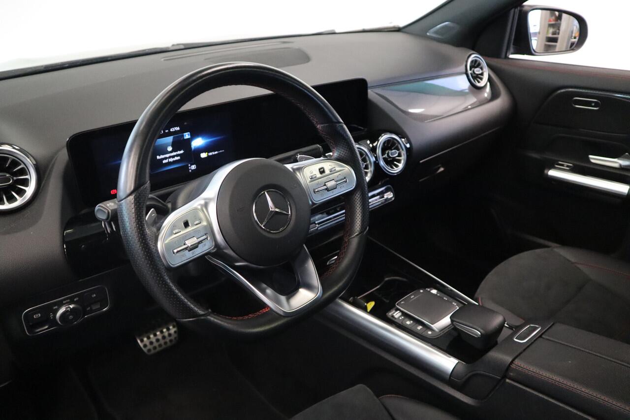 Mercedes-Benz GLA-KLASSE 250 e Business Solution AMG Limited Pano dak LED CC Lane Assist