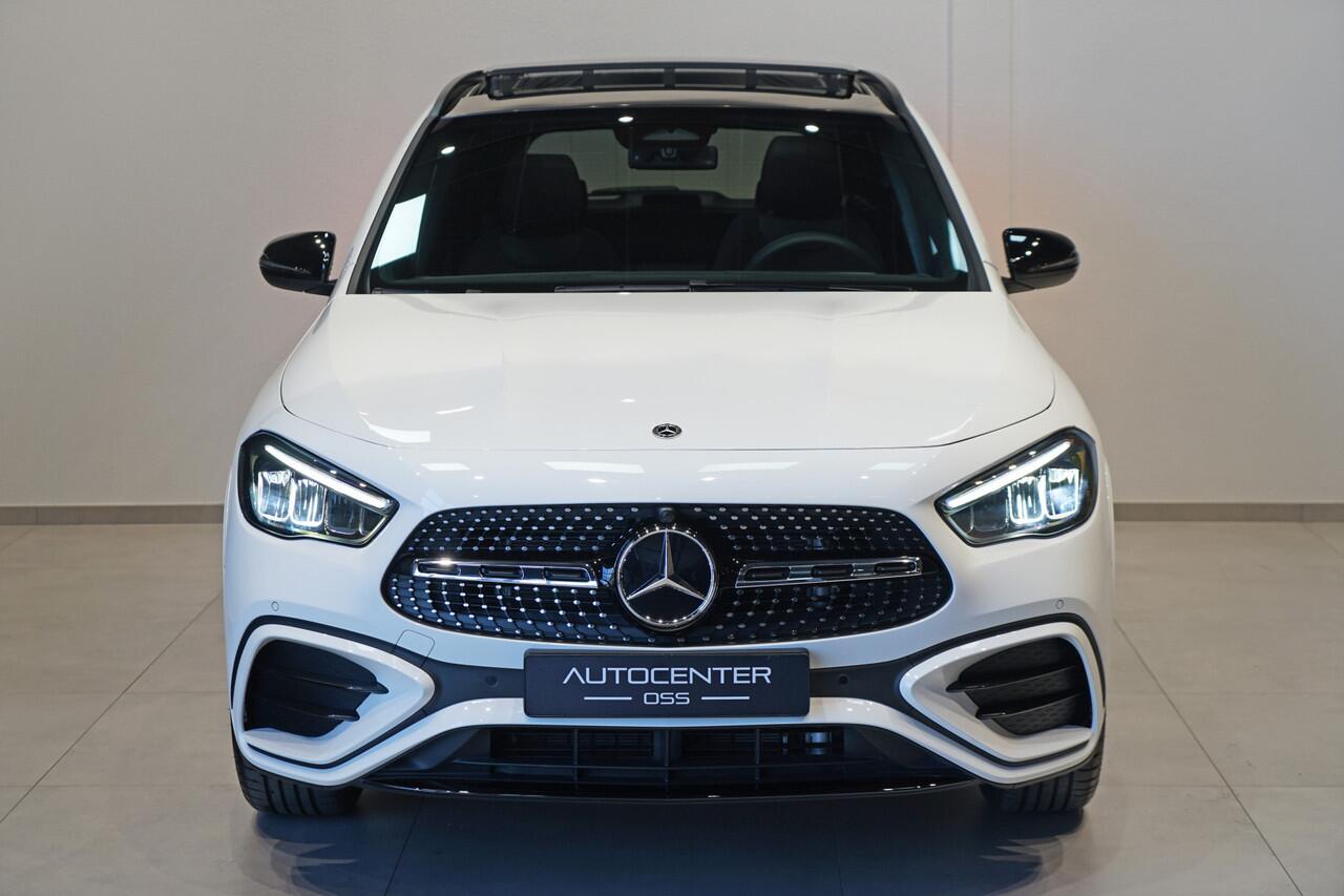 Mercedes-Benz GLA-KLASSE 200 AMG ? PANO ? ELEK.KLEP ? CAMERA ? CARBON ? 20" ? NIGHT