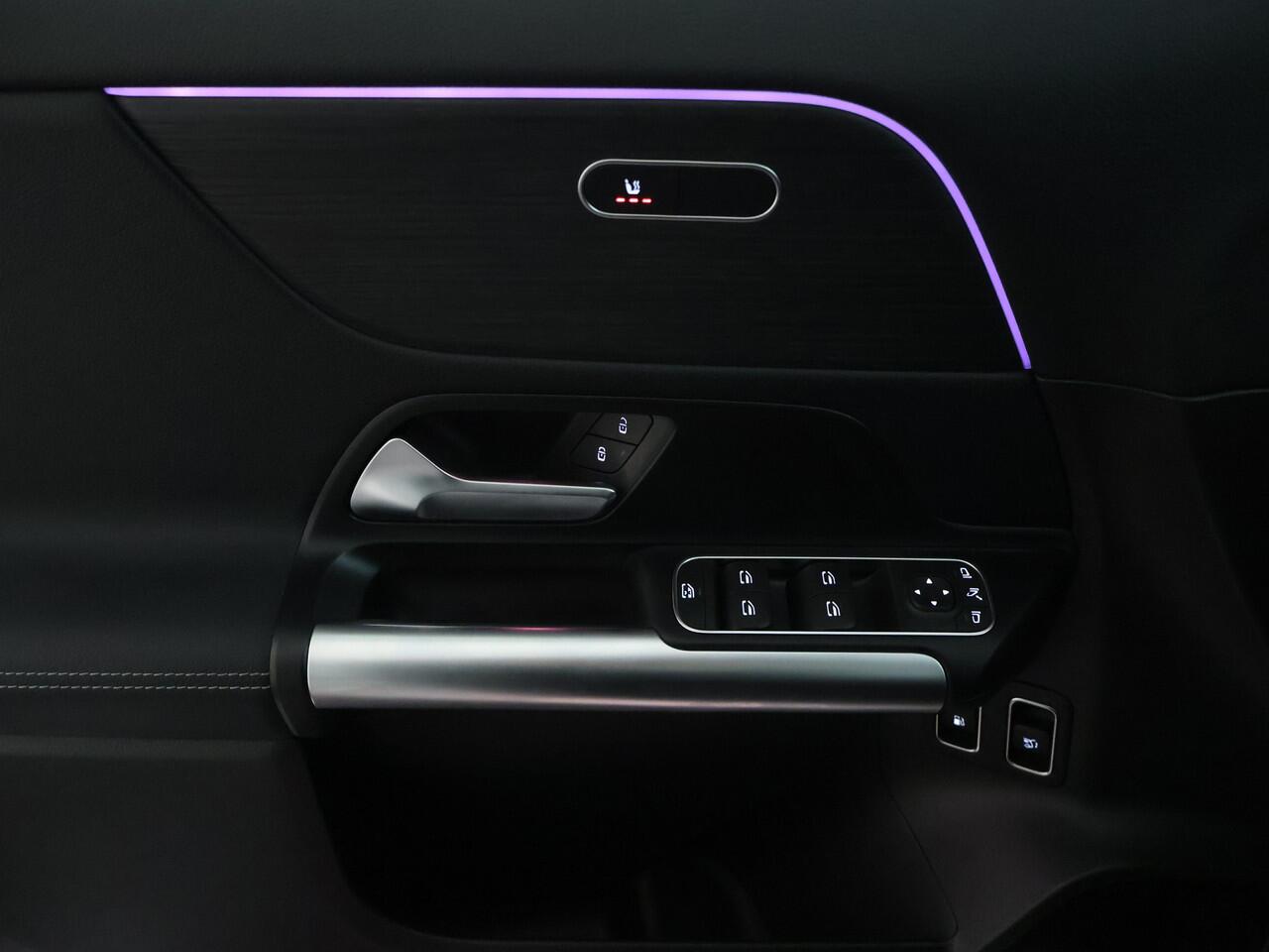 Mercedes-Benz GLA-KLASSE 250 e Plug-In Hybride | Edition Progressive Line | Panoramadak | Multi Beam Koplampen | Thermotronic Airco | Distronic. Inclusief 24 maanden MB Certified garantie voor Europa.