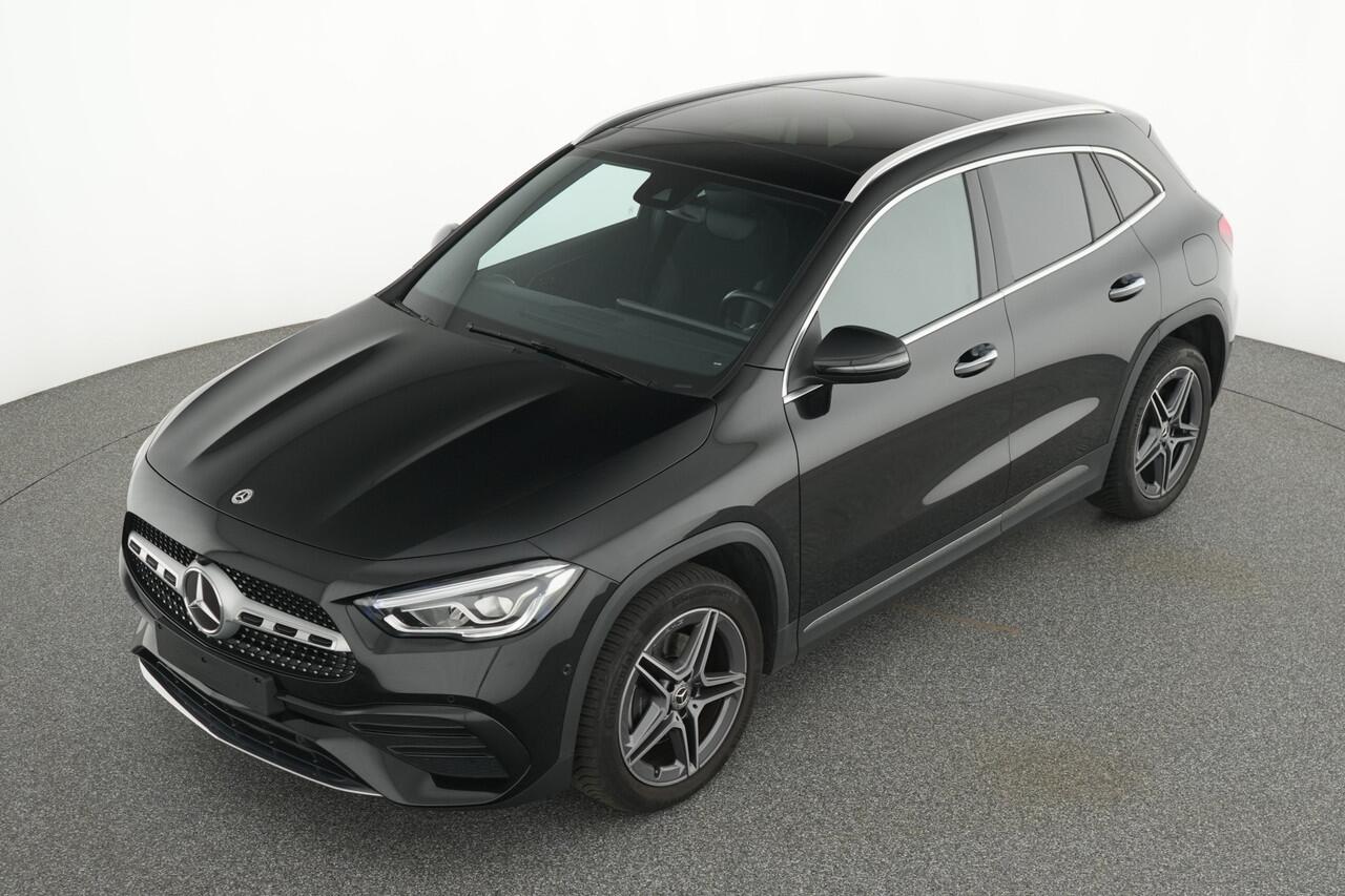 Mercedes-Benz GLA-KLASSE 250 e AMG Plug-In Hybride | Panoramadak | Trekhaak | Sfeerverlichting | Keyless Go | Parkeerpakket met Camera | Inclusief 24 maanden Mercedes-Benz Certified garantie voor Europa.