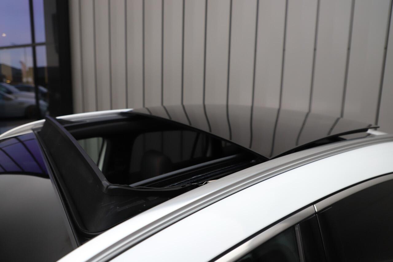 Mercedes-Benz GLA-KLASSE 250e AMG | 218PK | Pano | Sfeerverlichting | ACC | Widescreen | Stuurwielverw. | Trekhaak | Stoelverw. | 2025.