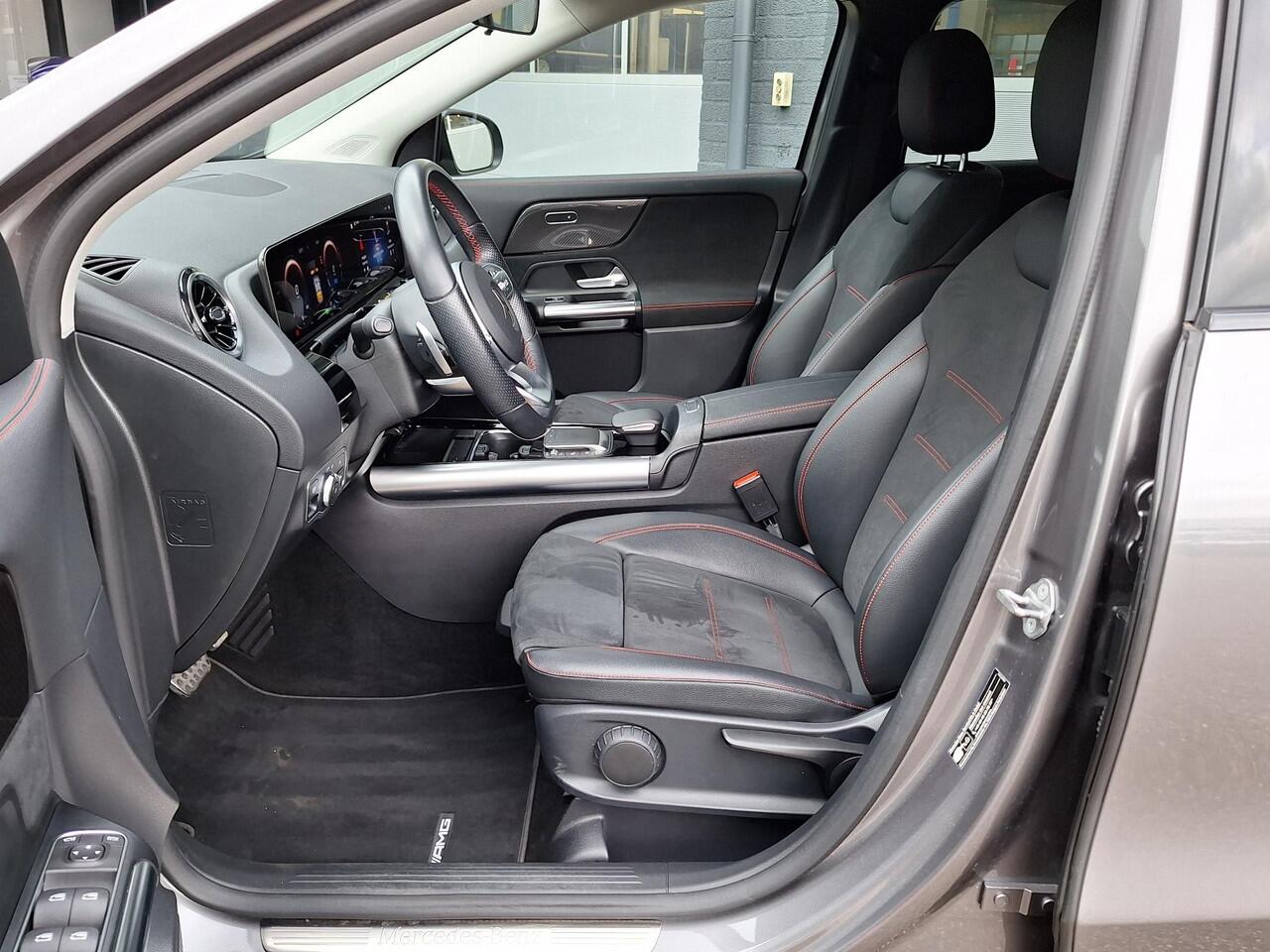 Mercedes-Benz GLA-KLASSE 250 e | AMG Line | Night pakket | Widescreen | Stoelverwarming voor | Easy Pack achterklep | LED verlichting