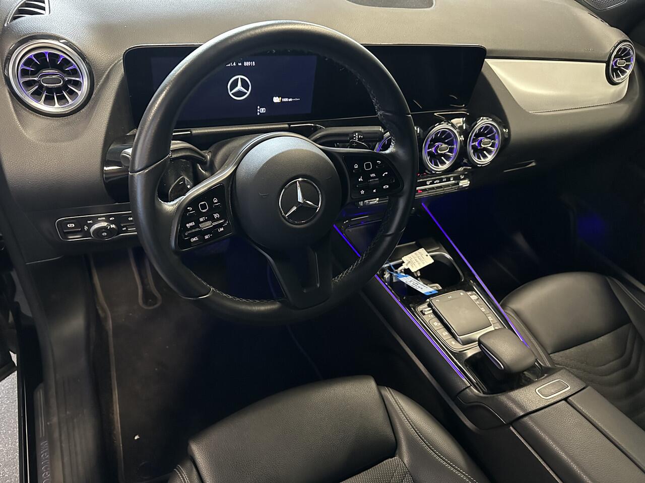 Mercedes-Benz GLA-KLASSE 250 e AMG Line Plug In Hybrid 1e Eigenaar Camera Stoelverwarming