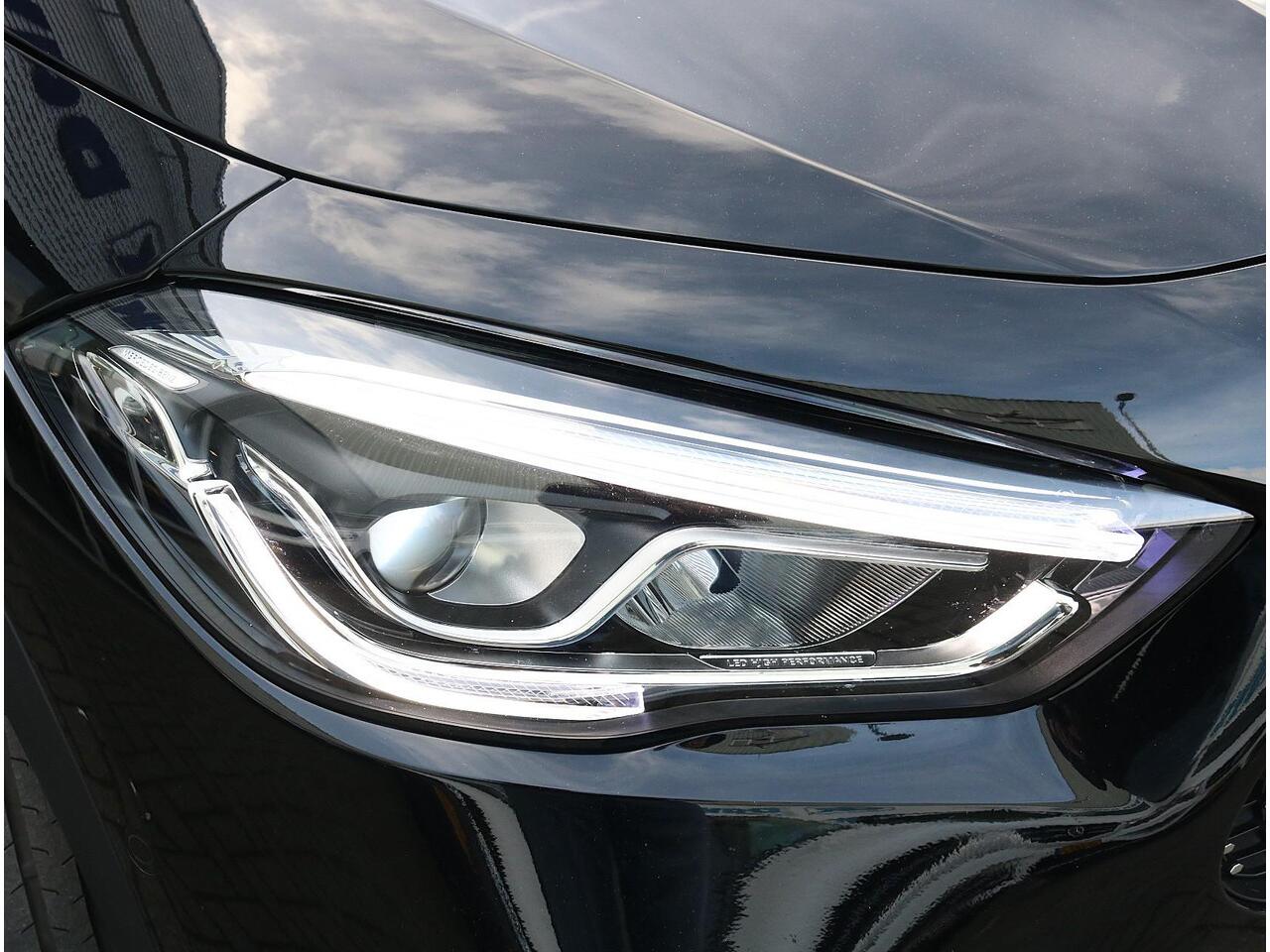 Mercedes-Benz GLA-KLASSE 250 e AMG Line | Trekhaak | Widescreen